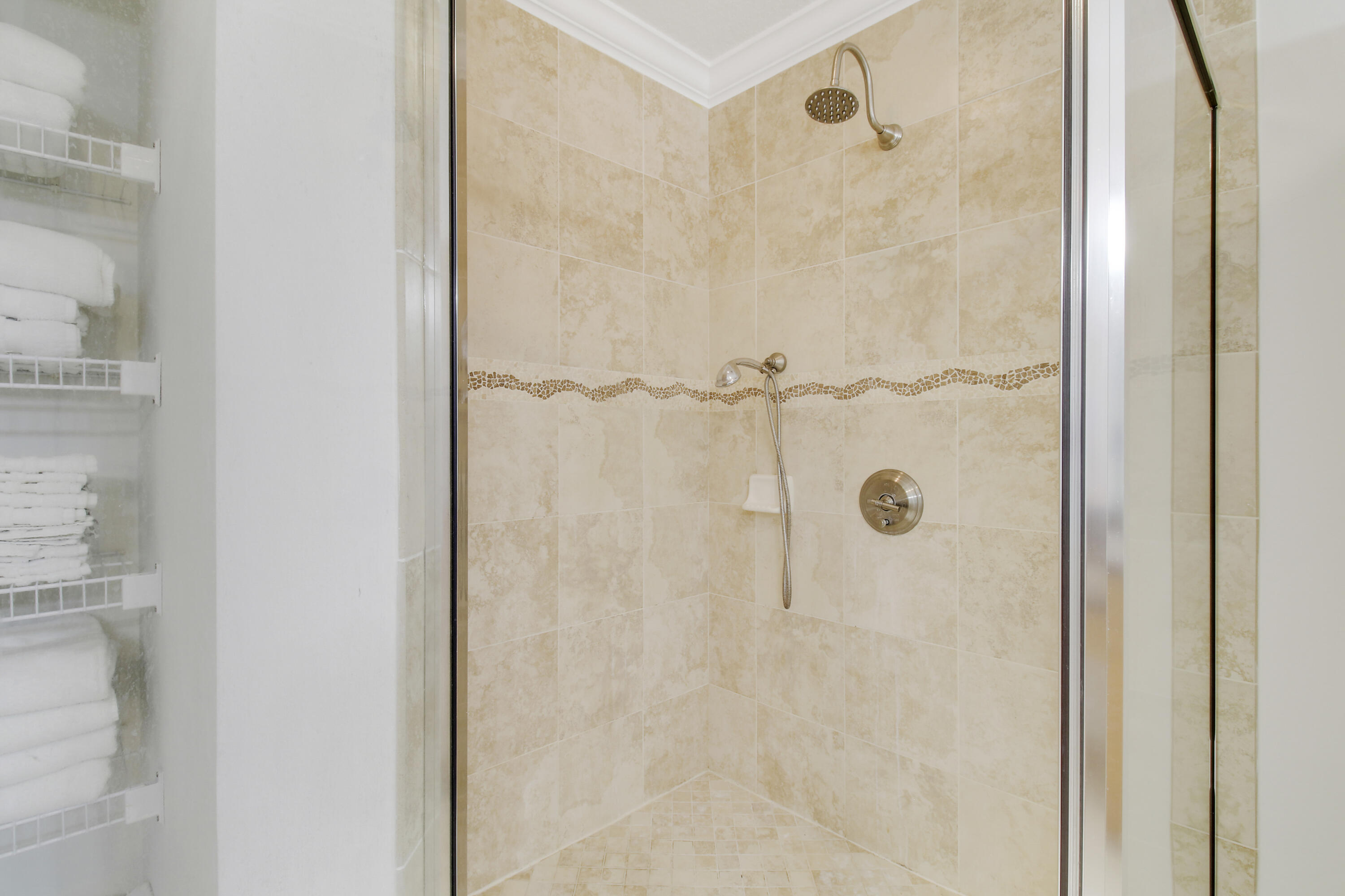 JUNO OCEAN KEY CONDO - Residential Lease