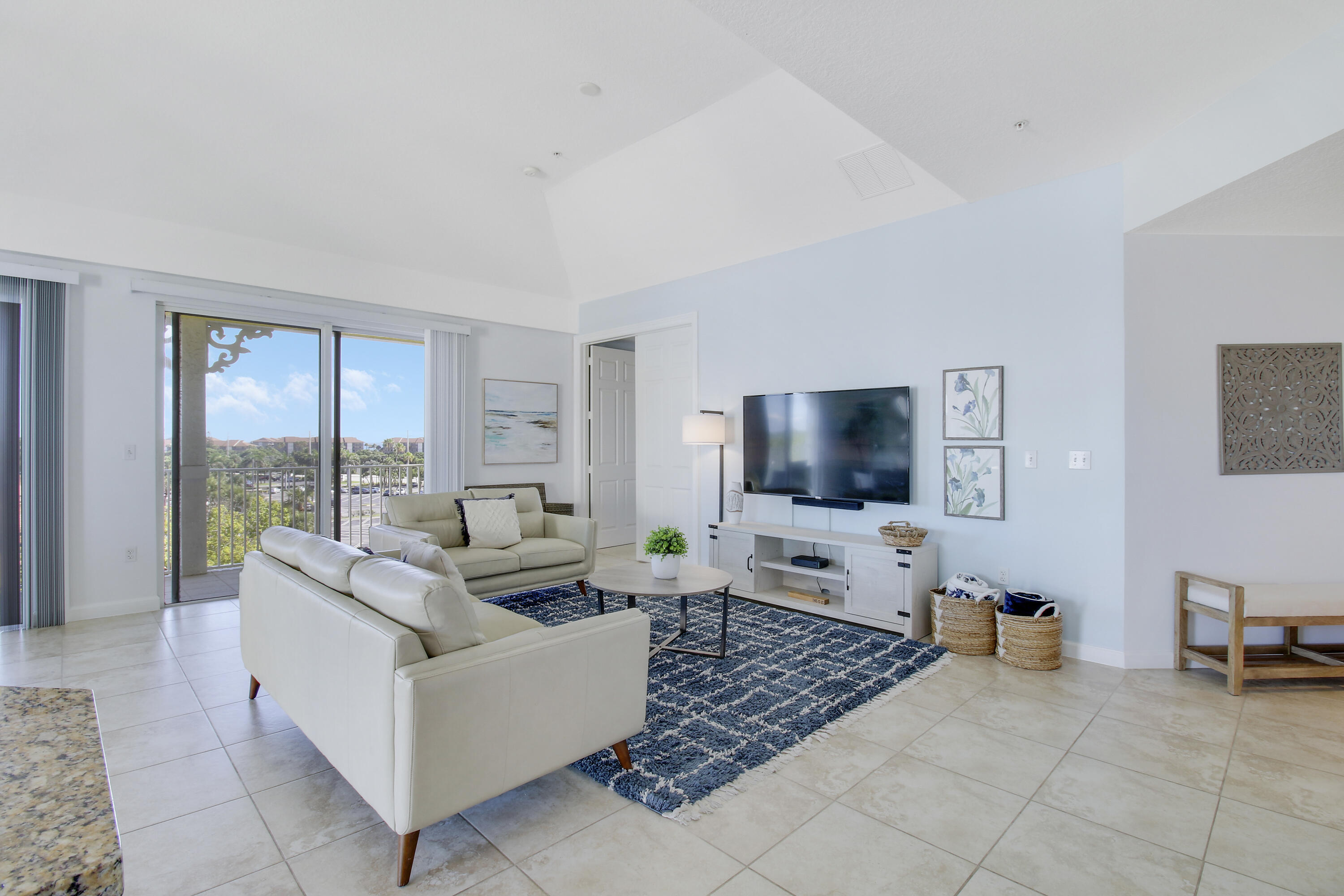 JUNO OCEAN KEY CONDO - Residential Lease