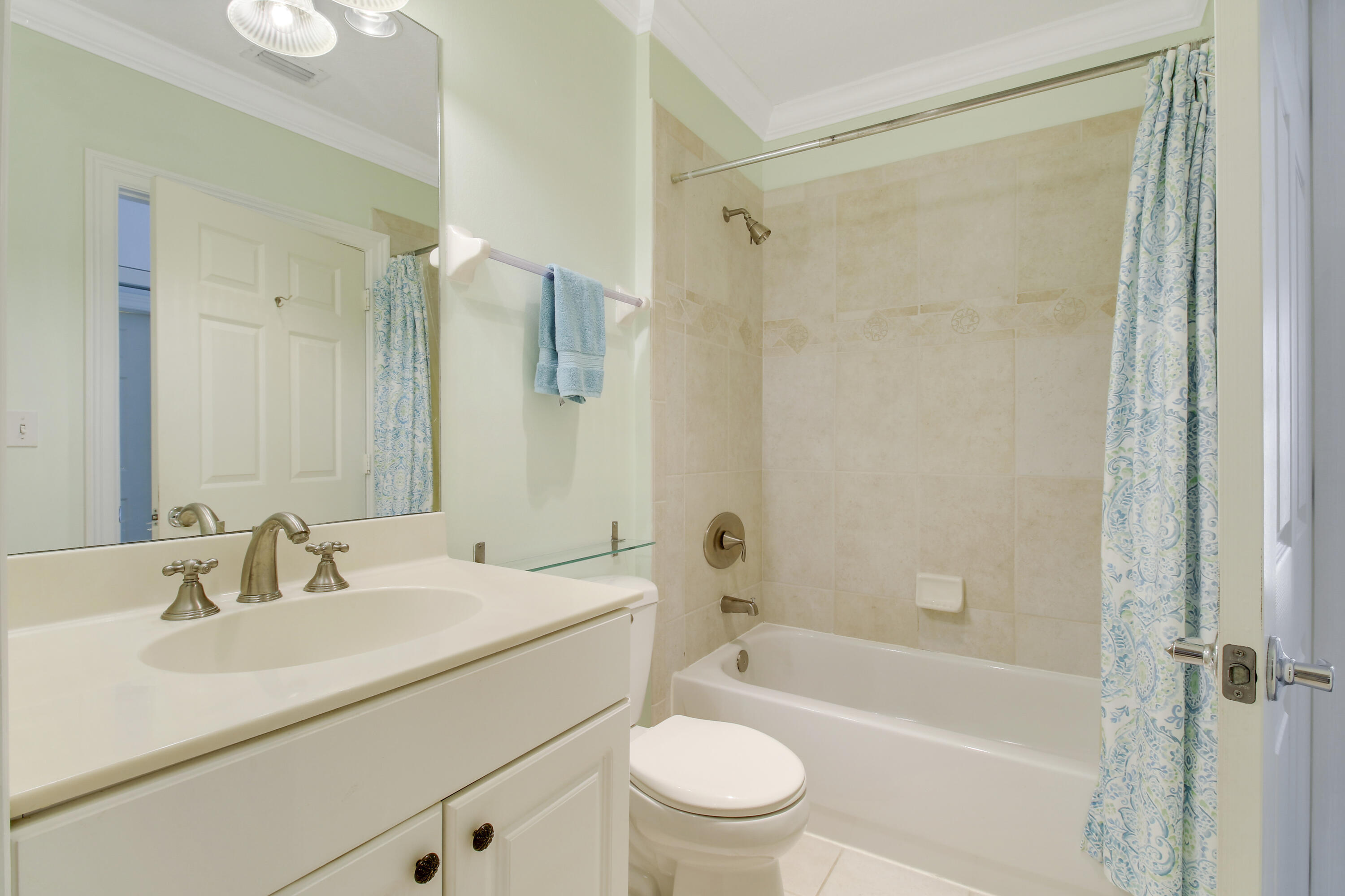 JUNO OCEAN KEY CONDO - Residential Lease
