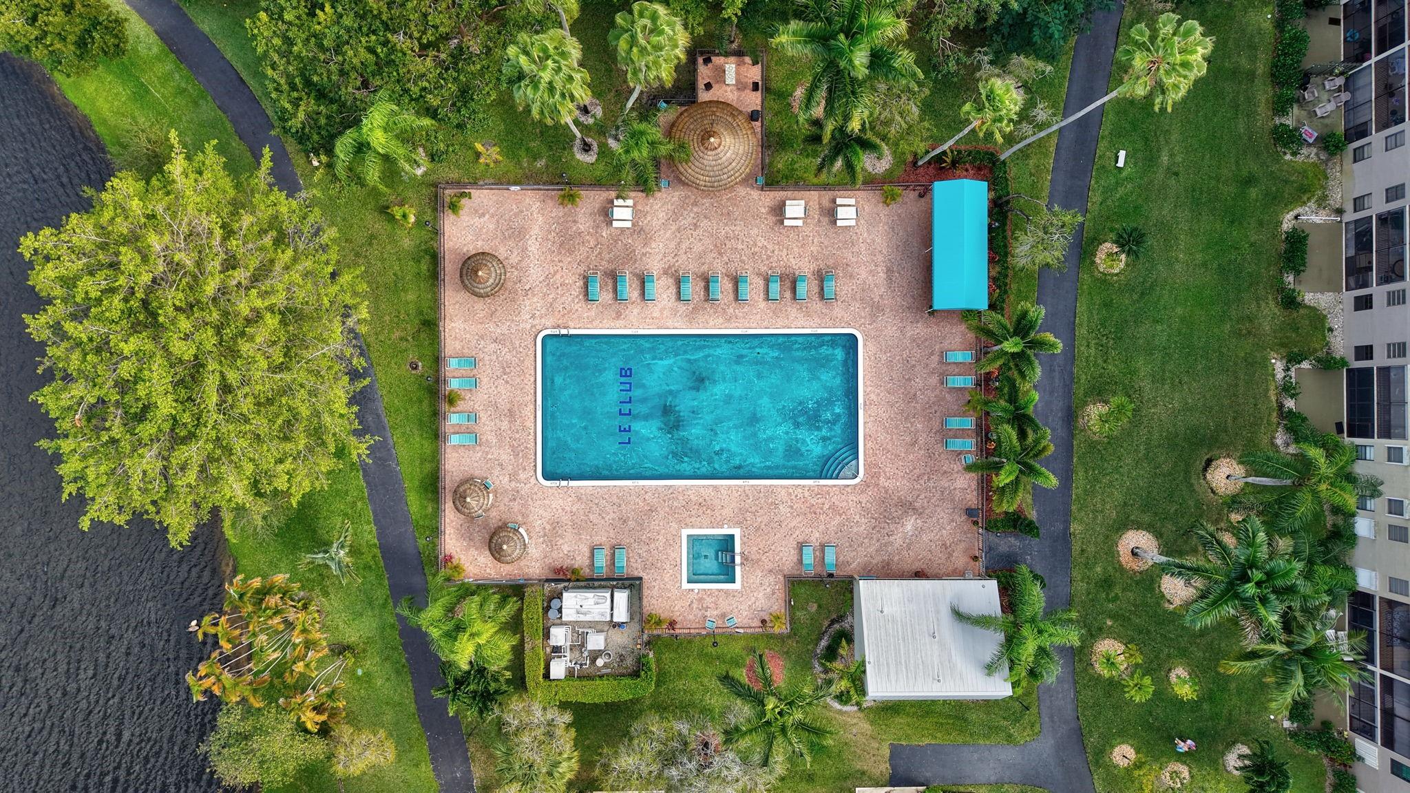 Cypress Bend Le Club - Residential