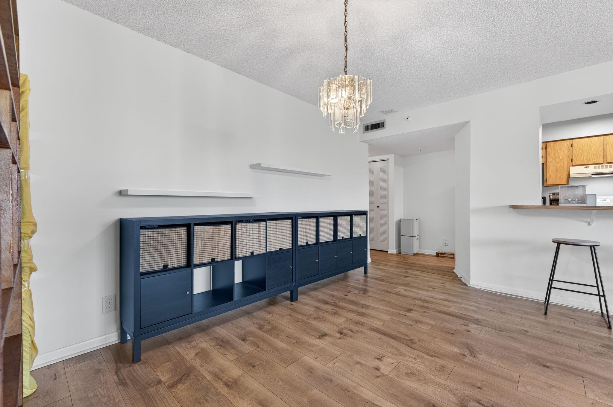 2205 S Cypress Bend Dr 604