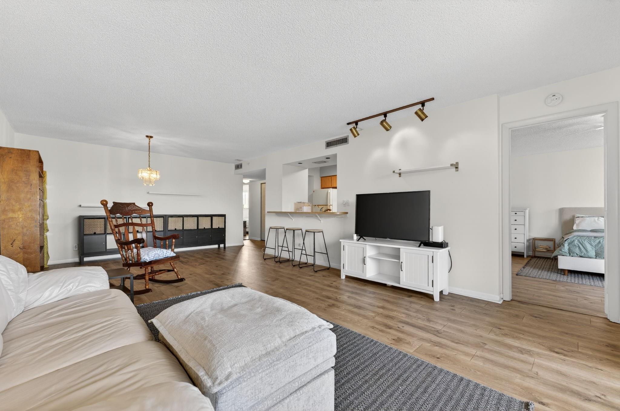 Cypress Bend Le Club - Residential