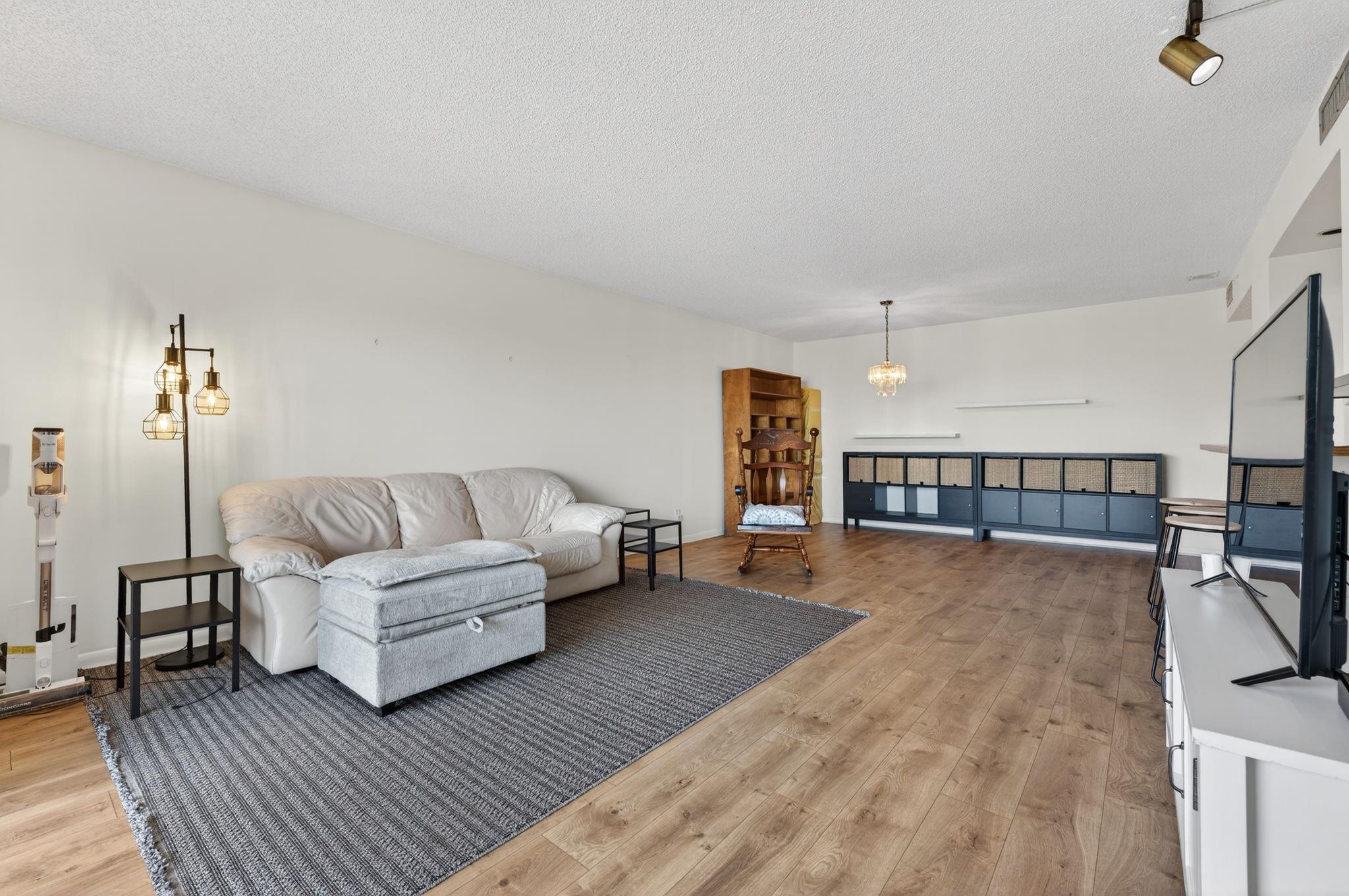 Cypress Bend Le Club - Residential