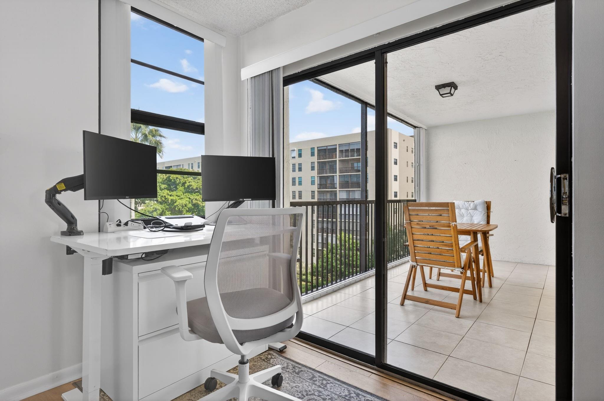 Cypress Bend Le Club - Residential