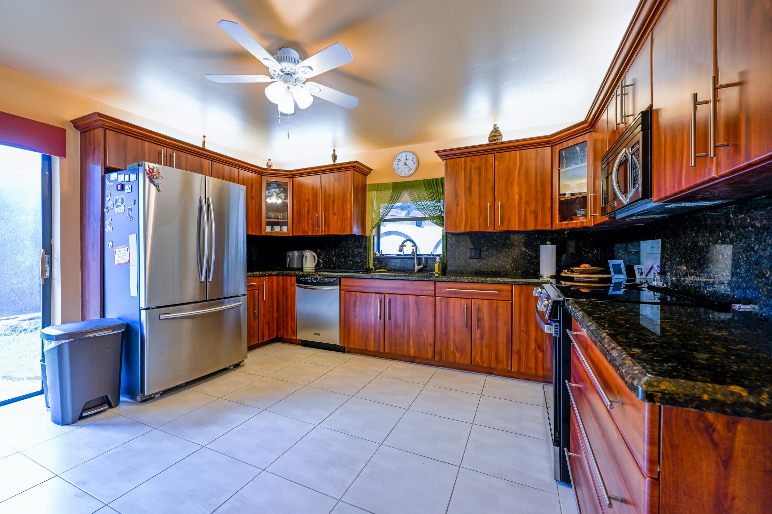 8129 PINE Circle 33