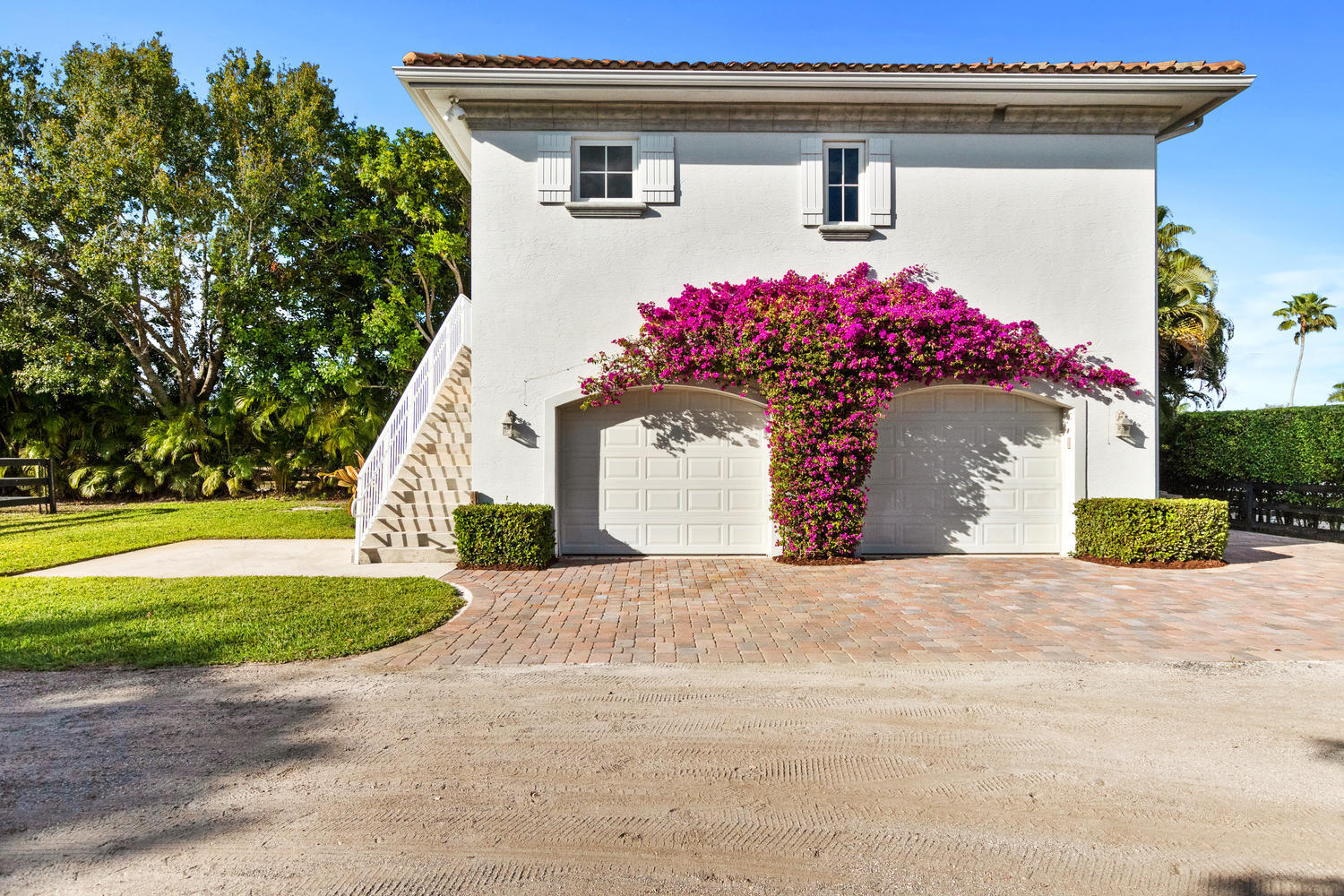 SADDLE TRAIL PARK OF WELLINGTON - Residential