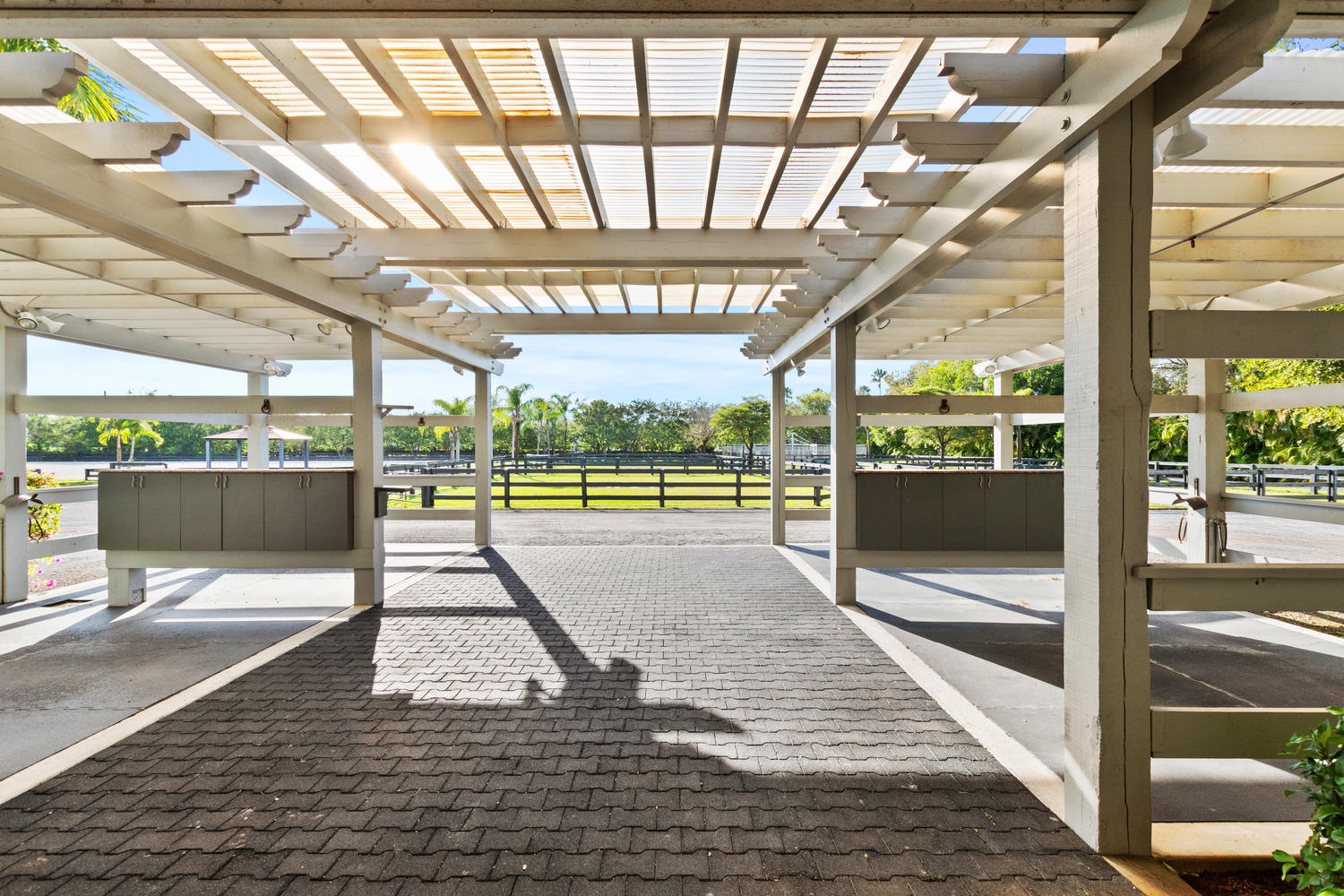 SADDLE TRAIL PARK OF WELLINGTON - Residential