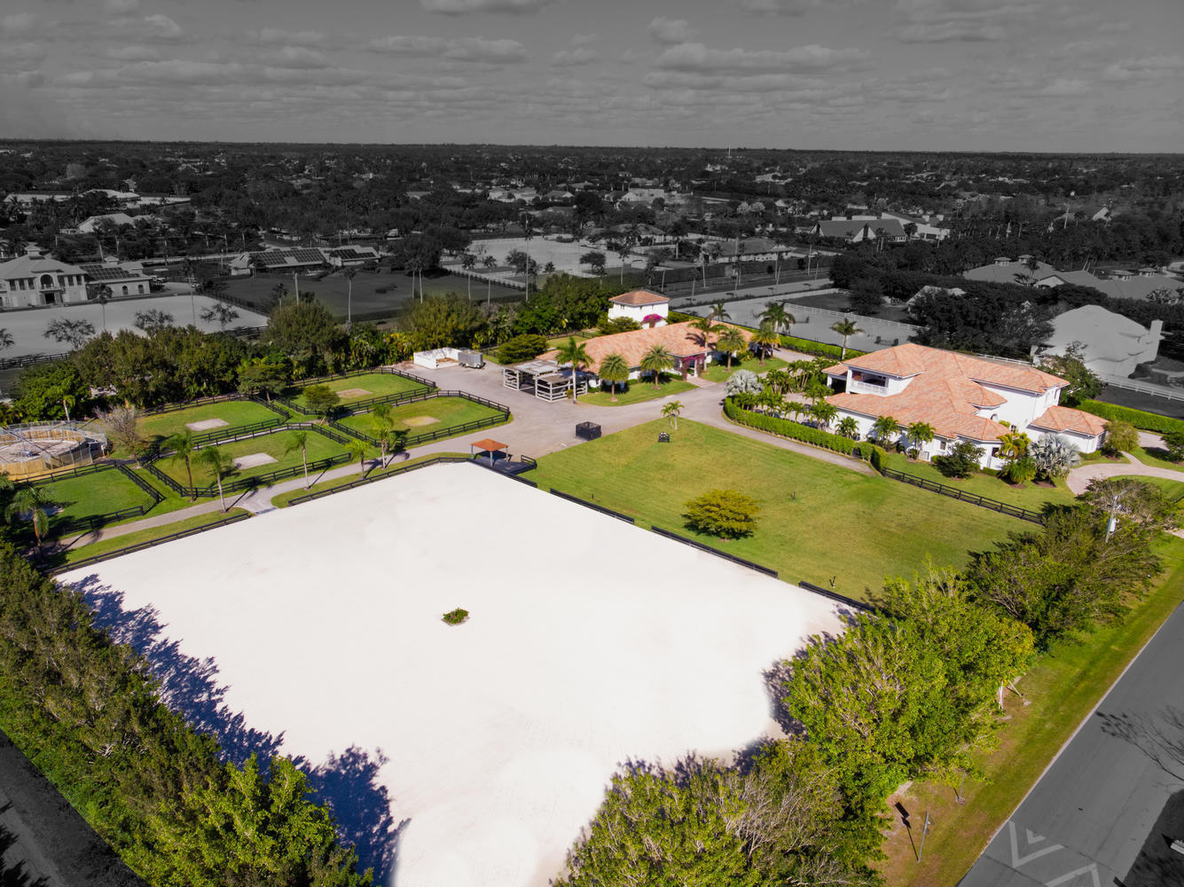 SADDLE TRAIL PARK OF WELLINGTON - Residential