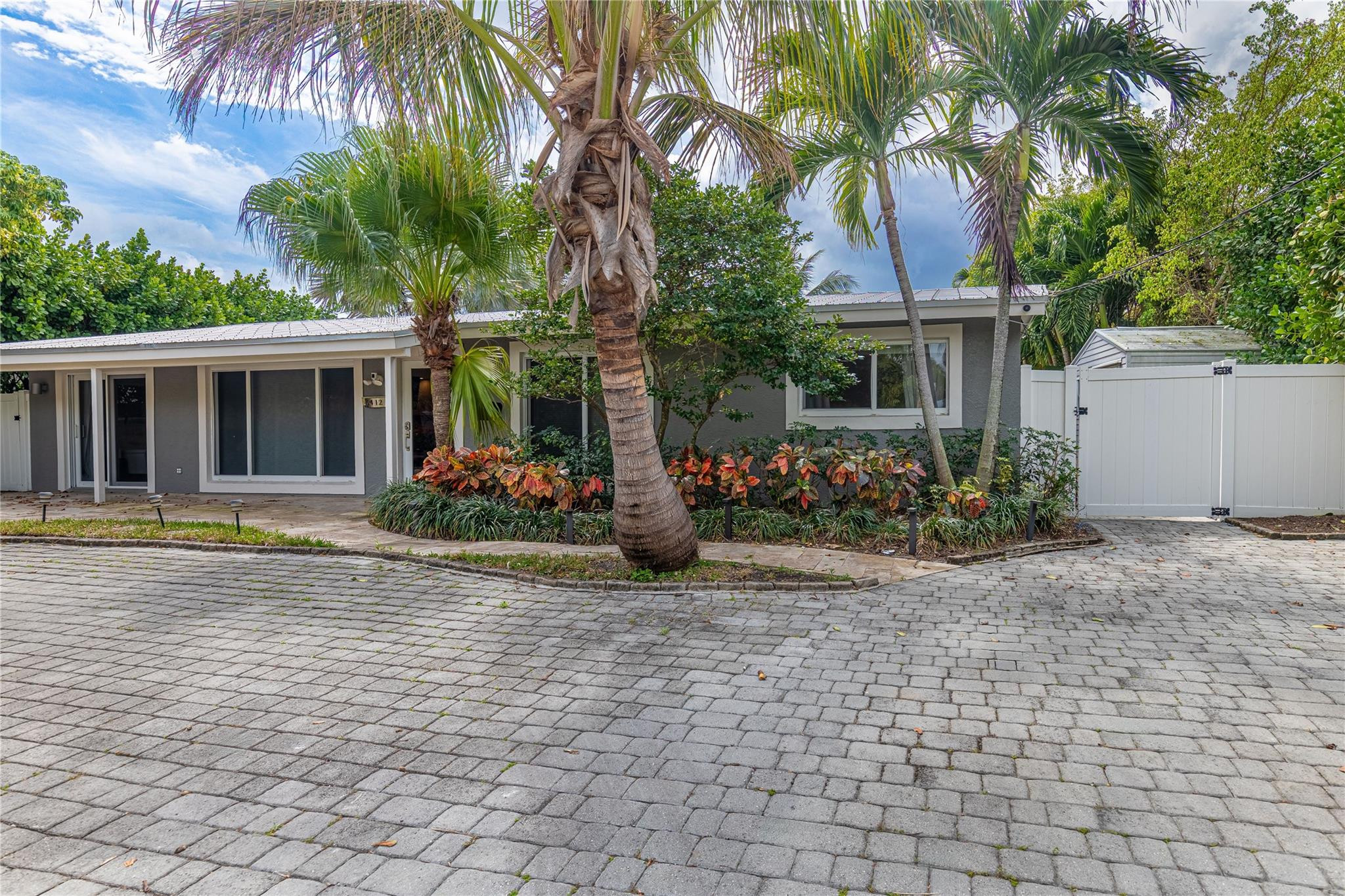 Coral Ridge Isles 45-47 B - Residential