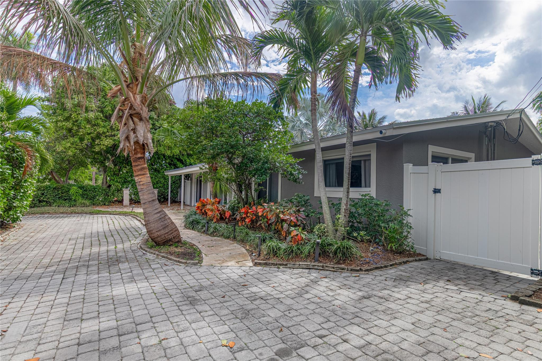 Coral Ridge Isles 45-47 B - Residential