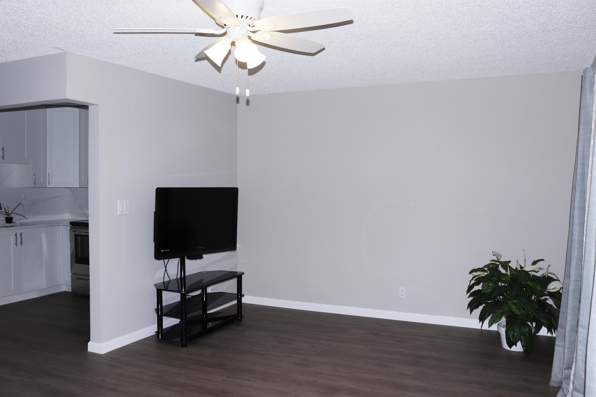 Kings Point Flanders - Residential Lease