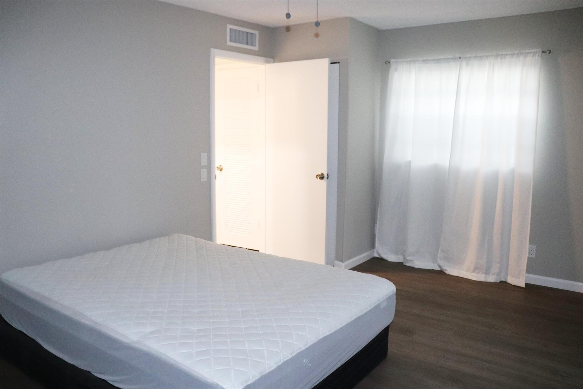 Kings Point Flanders - Residential Lease