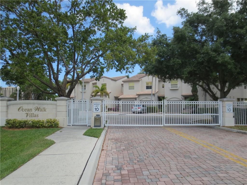 Ocean Walk Villas Condo - Residential Lease