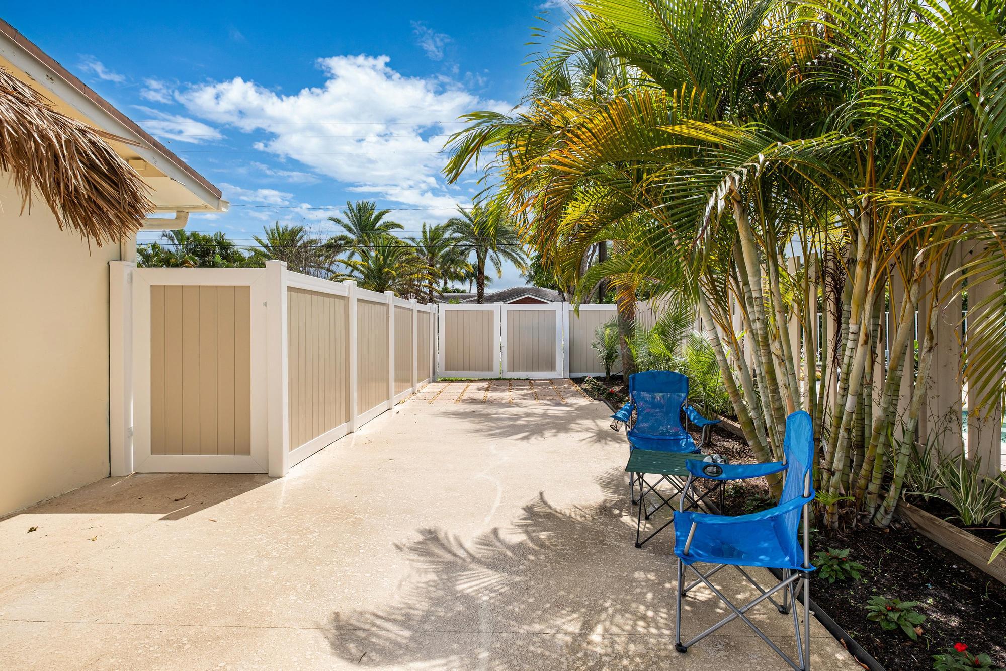 CALIBAN - Residential Lease