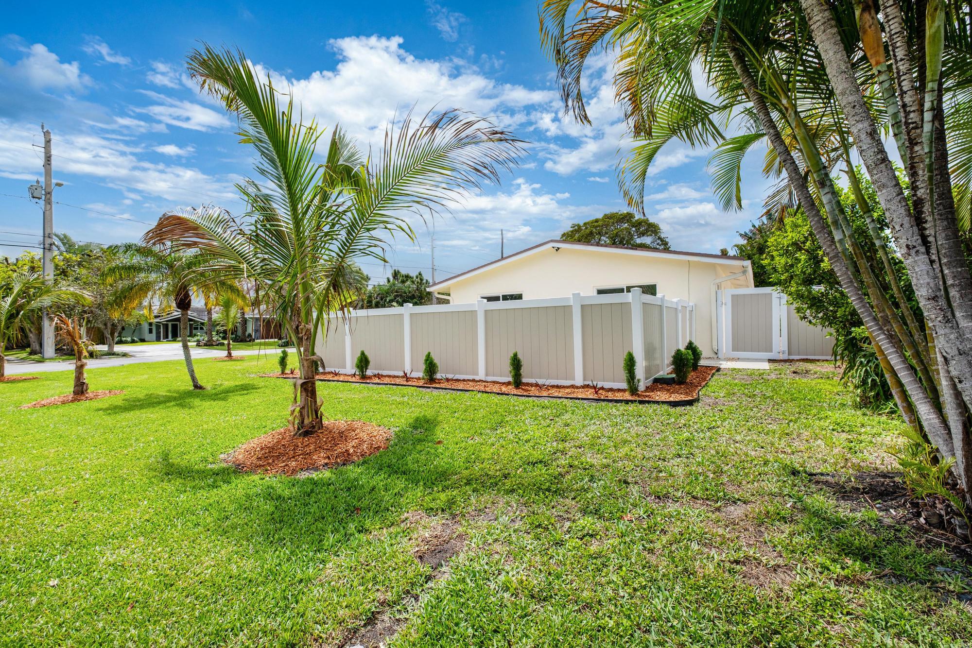 CALIBAN - Residential Lease