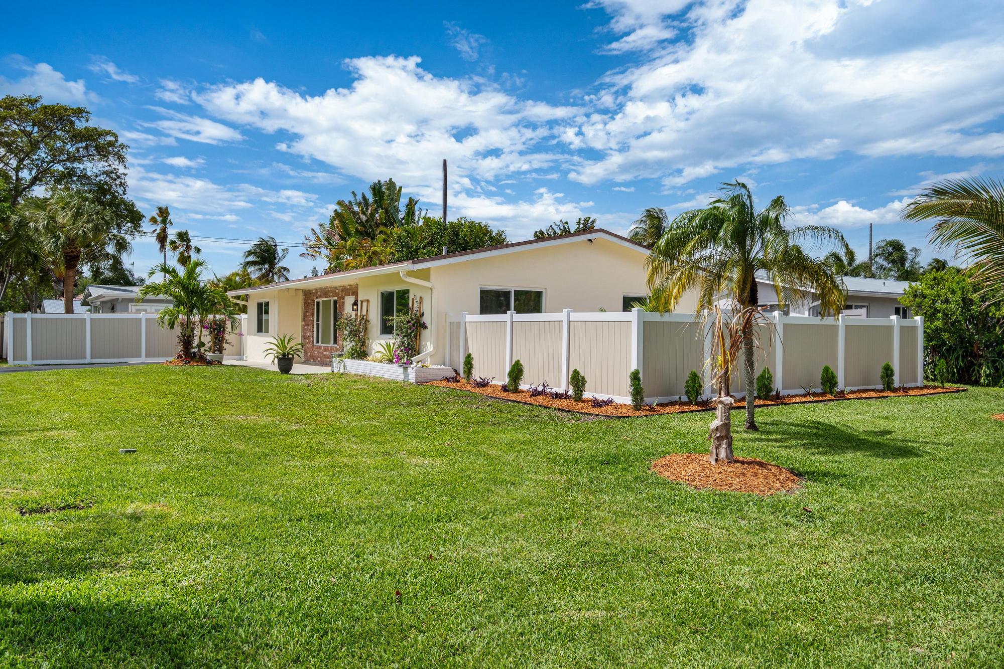 CALIBAN - Residential Lease