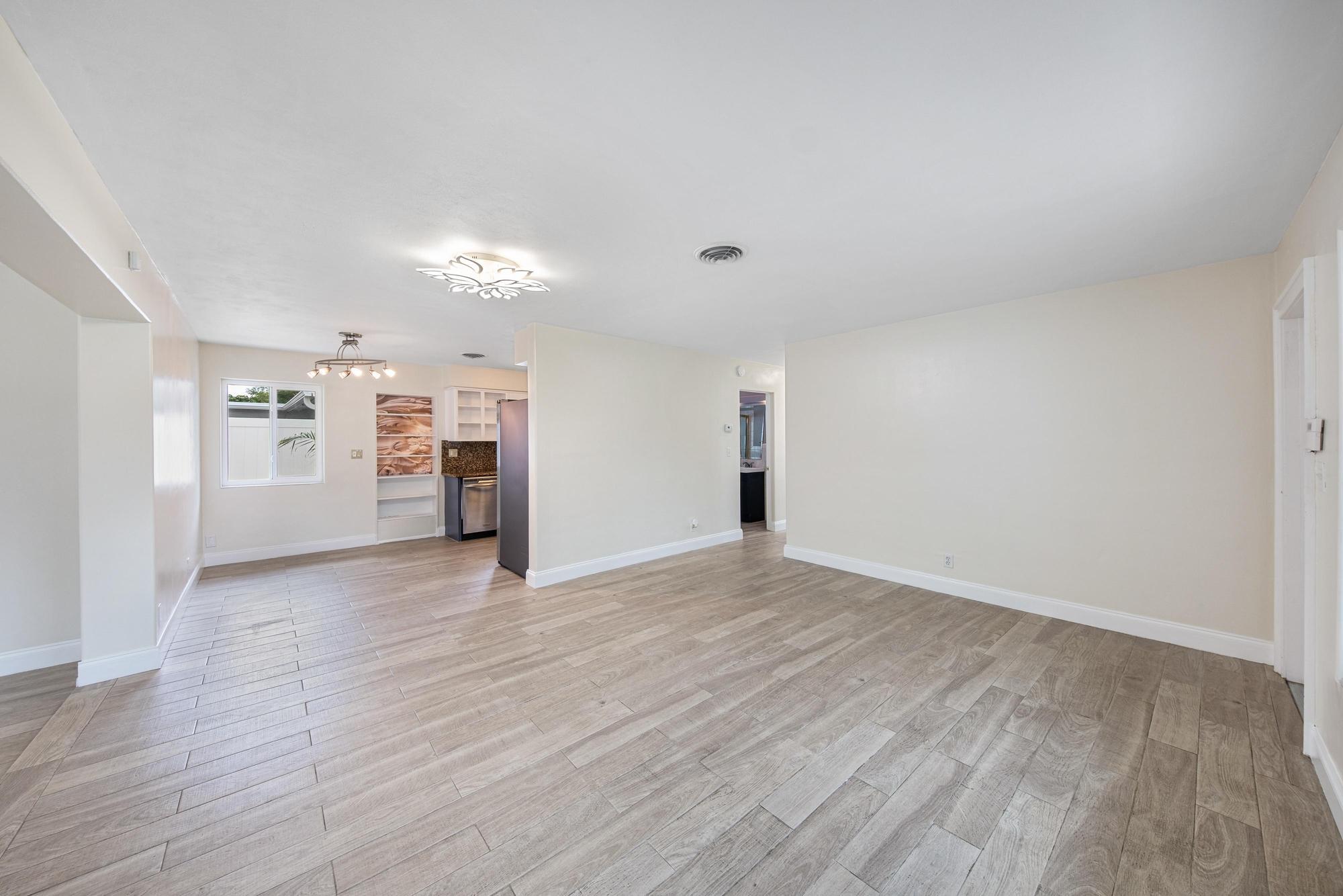 CALIBAN - Residential Lease
