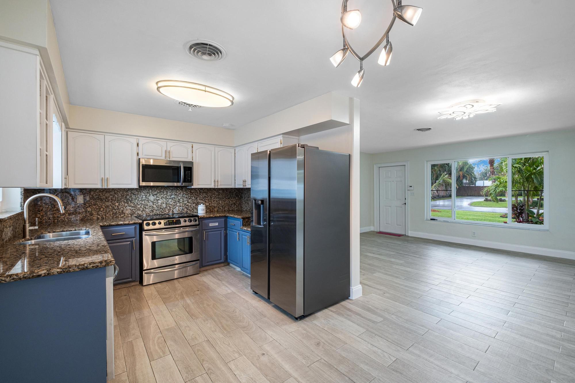 CALIBAN - Residential Lease