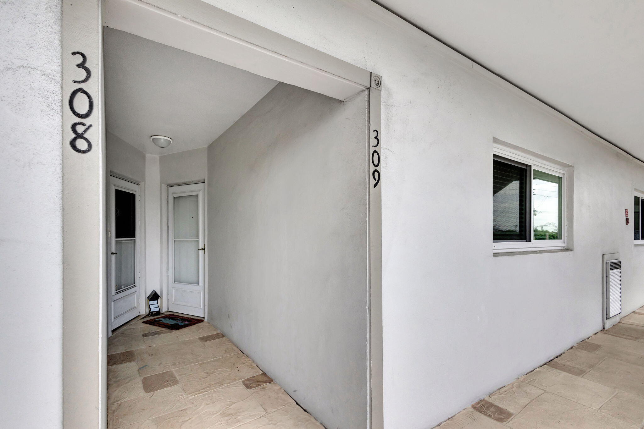 WILSHIRE NORTH CONDOS - Residential