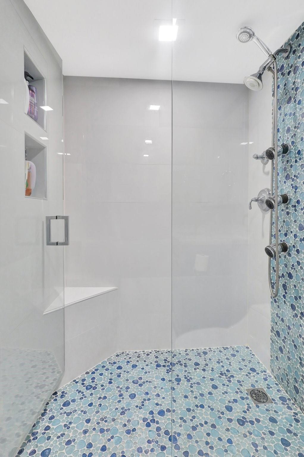 Coral Gate East Condo - Residential