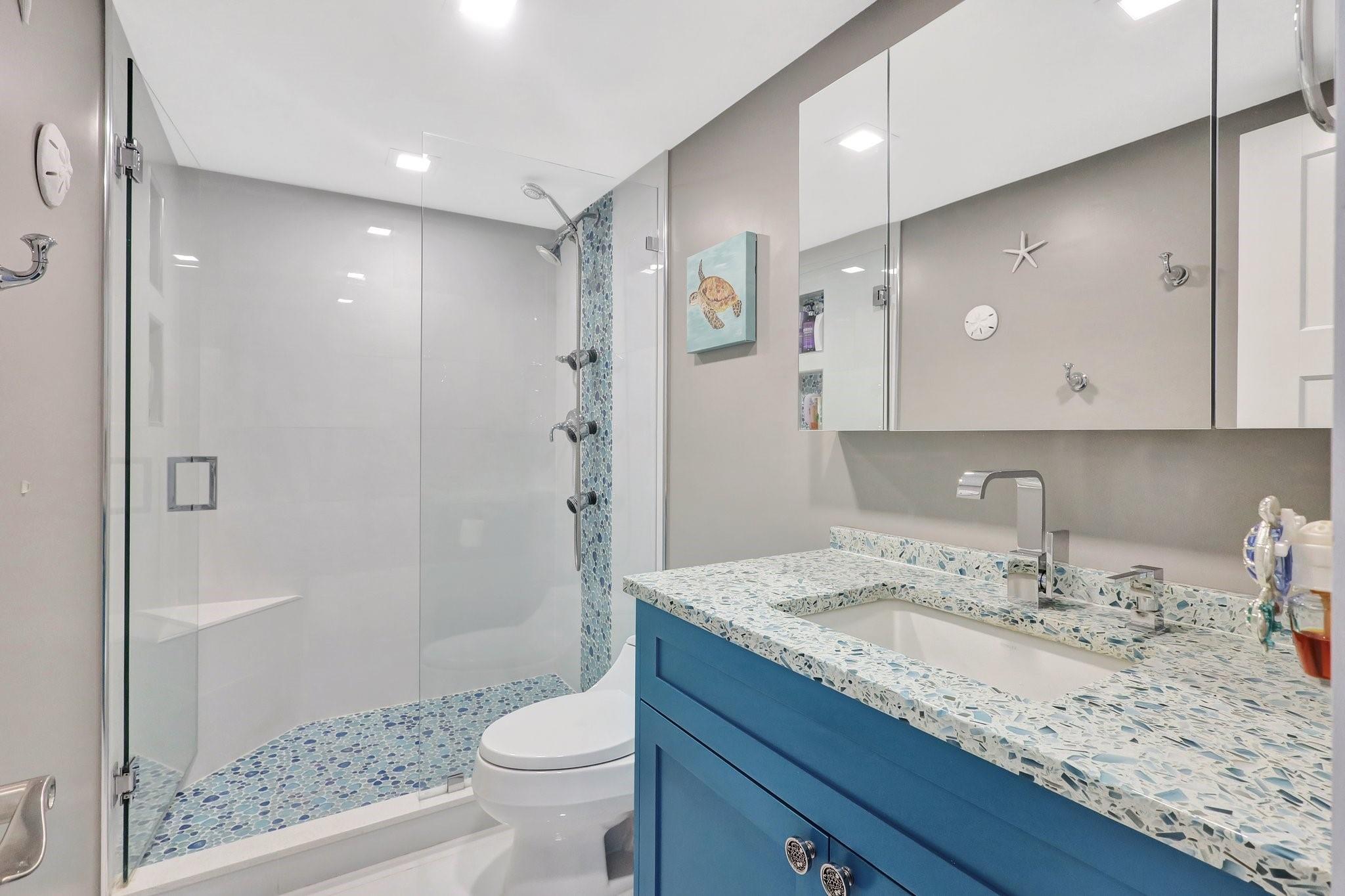 Coral Gate East Condo - Residential