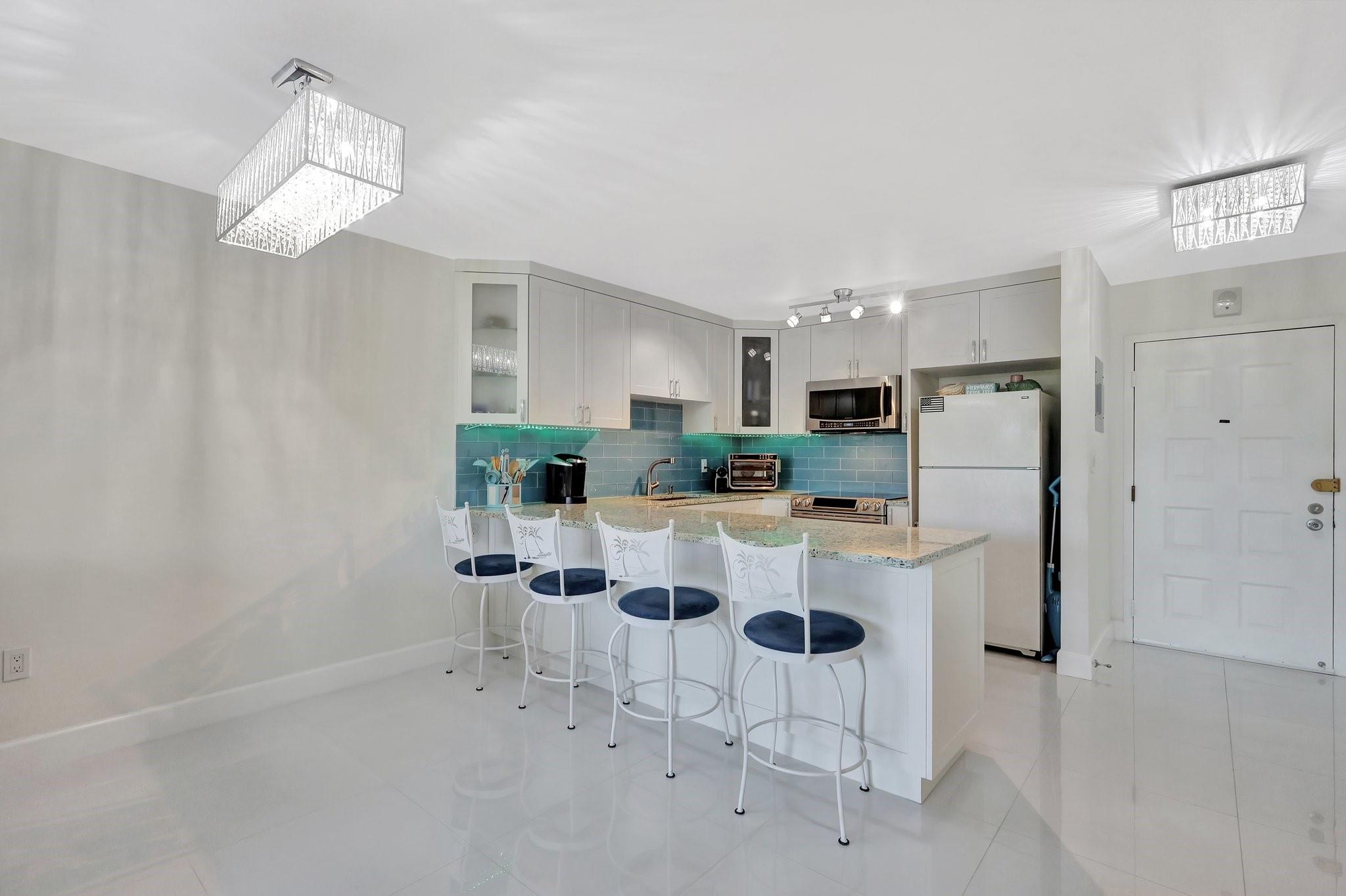 Coral Gate East Condo - Residential