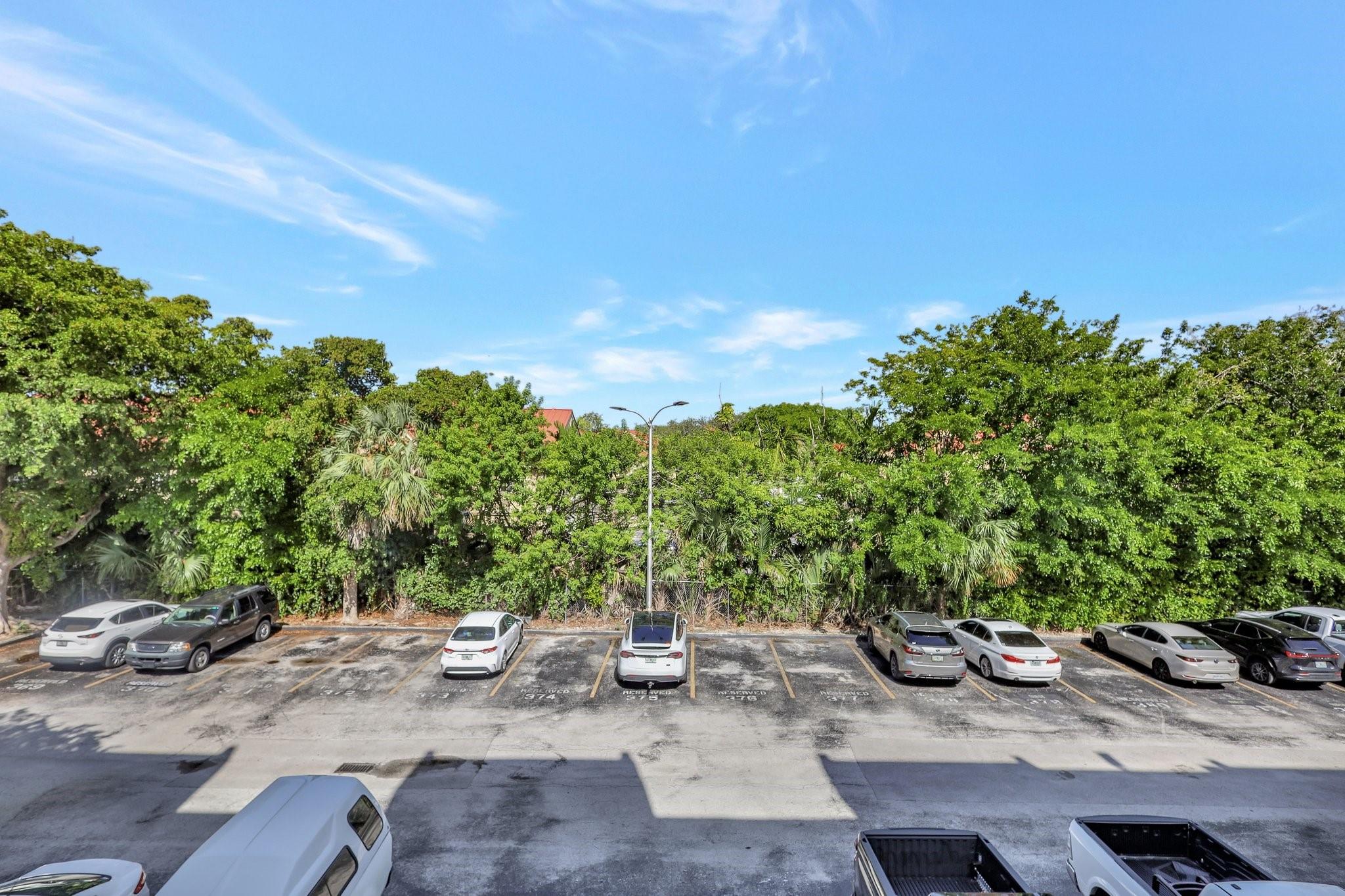 Coral Gate East Condo - Residential