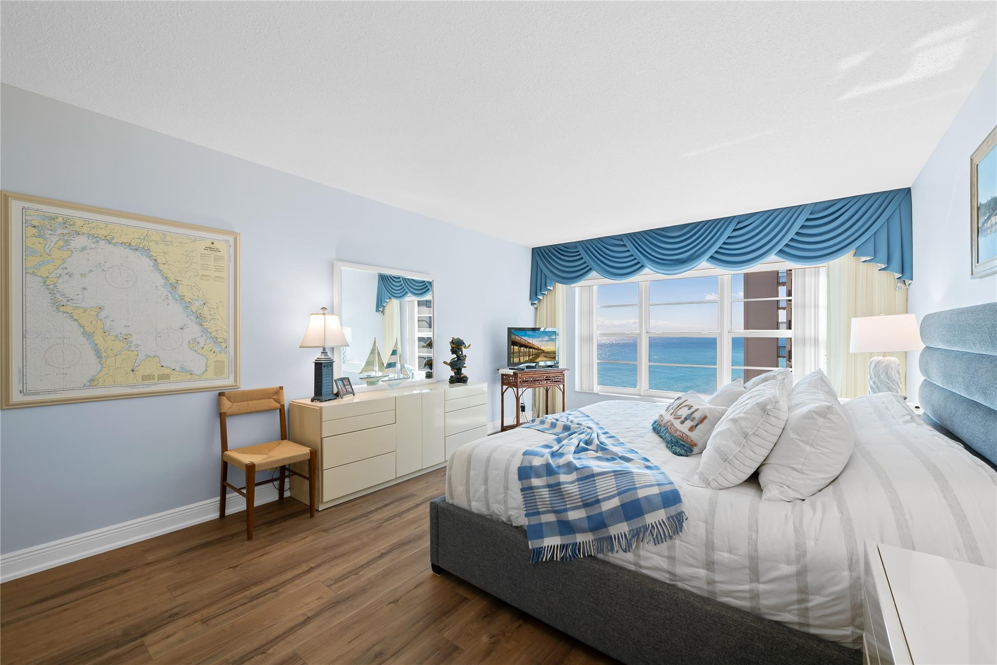 Regency Tower Condo - Residential Lease