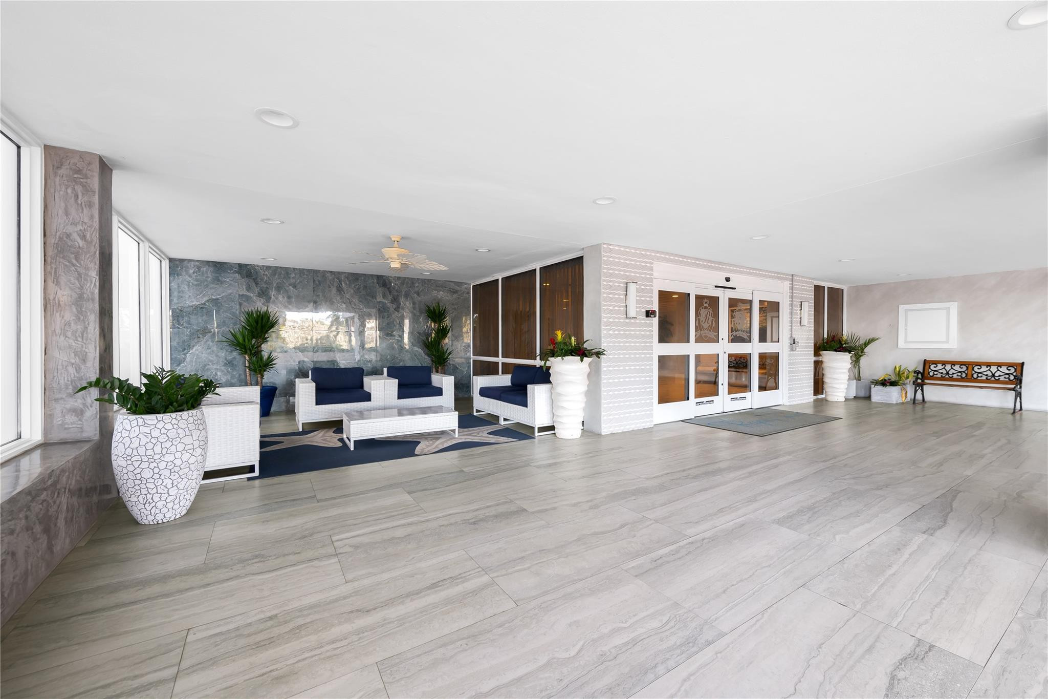 Regency Tower Condo - Residential Lease