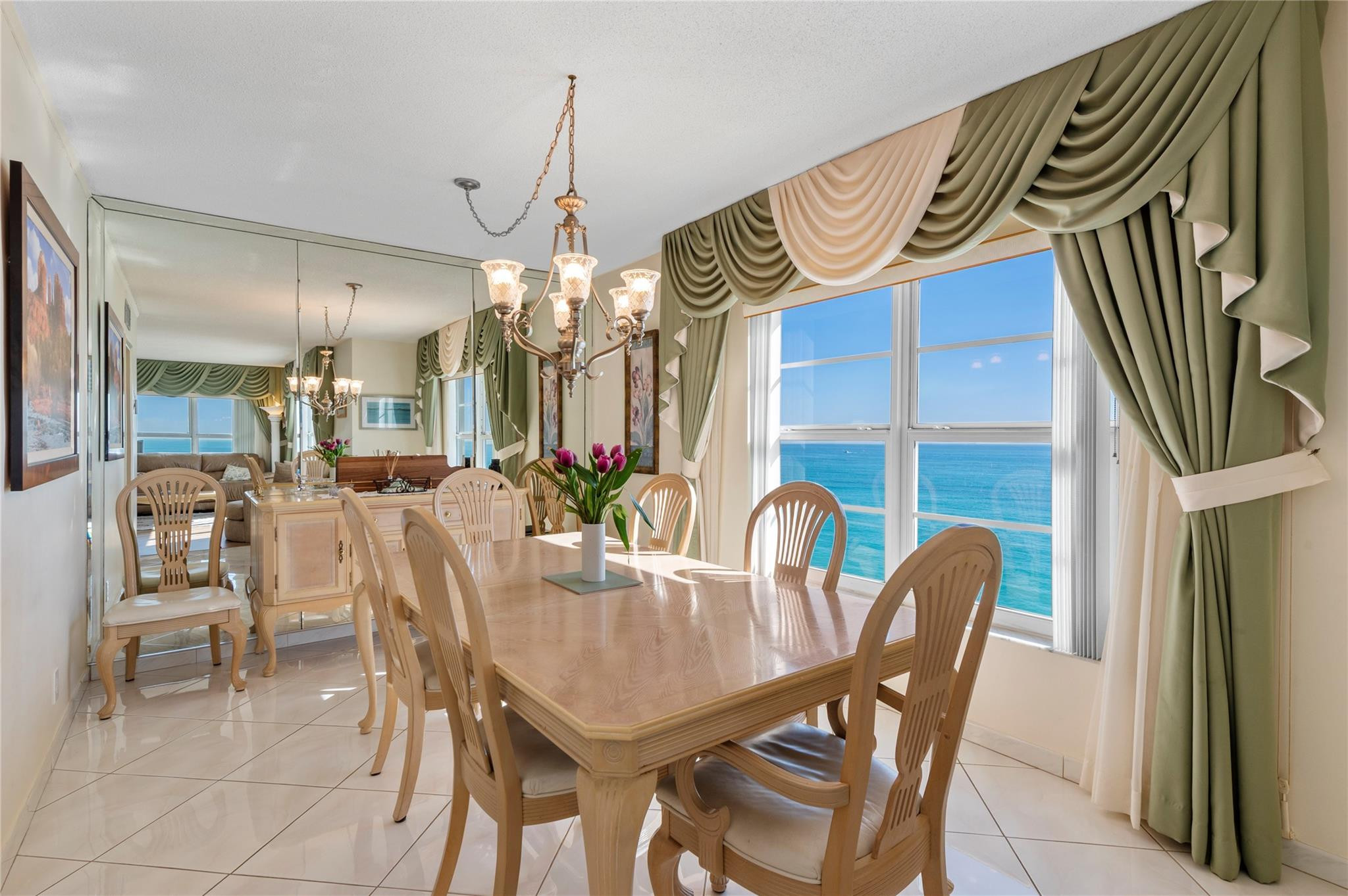 Regency Tower Condo - Residential Lease