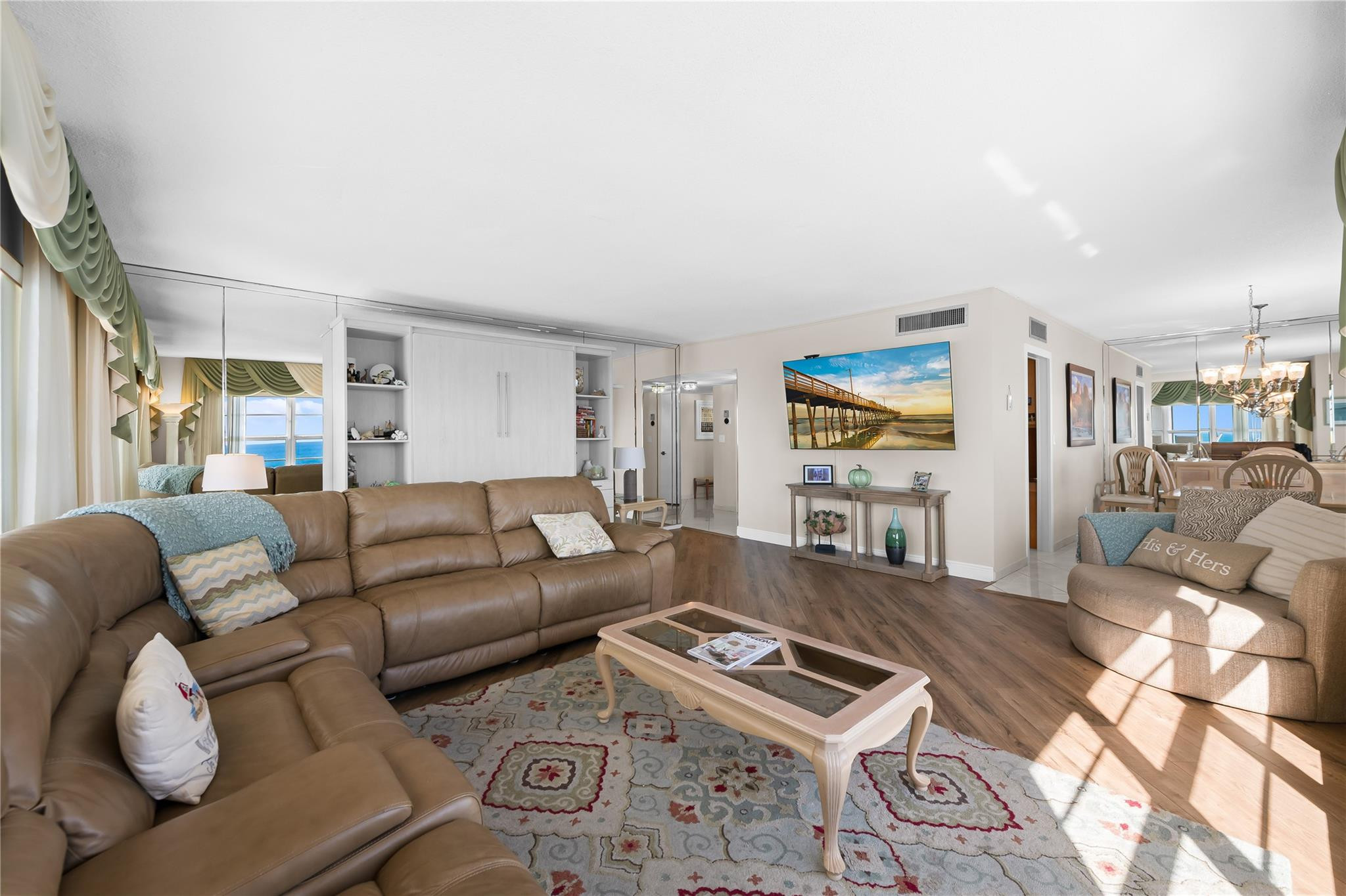 Regency Tower Condo - Residential Lease