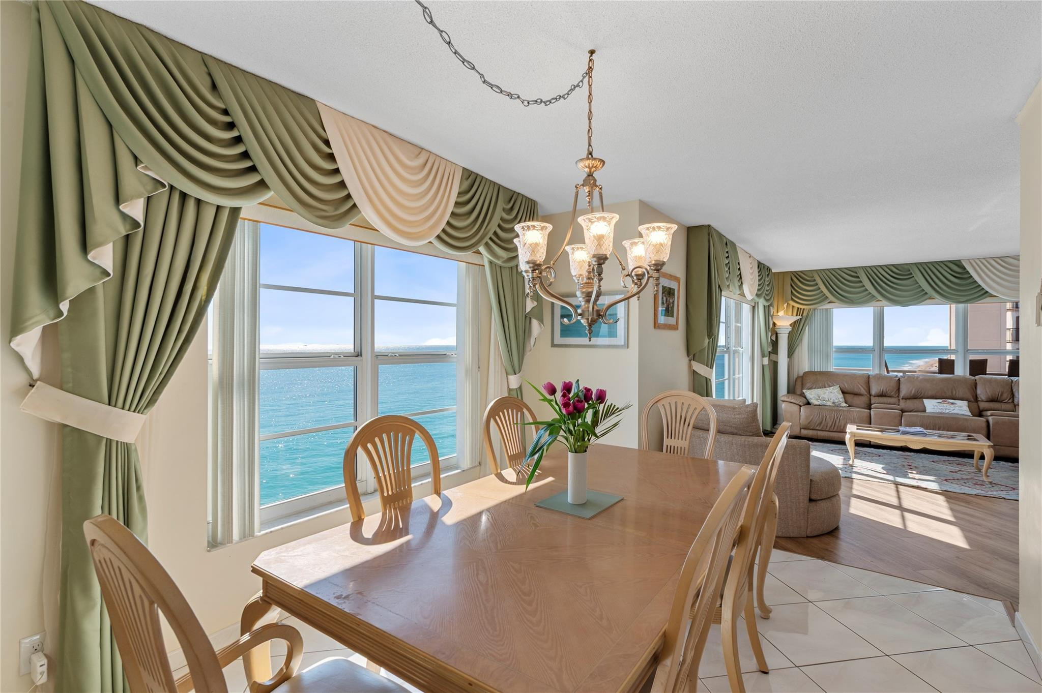 Regency Tower Condo - Residential Lease