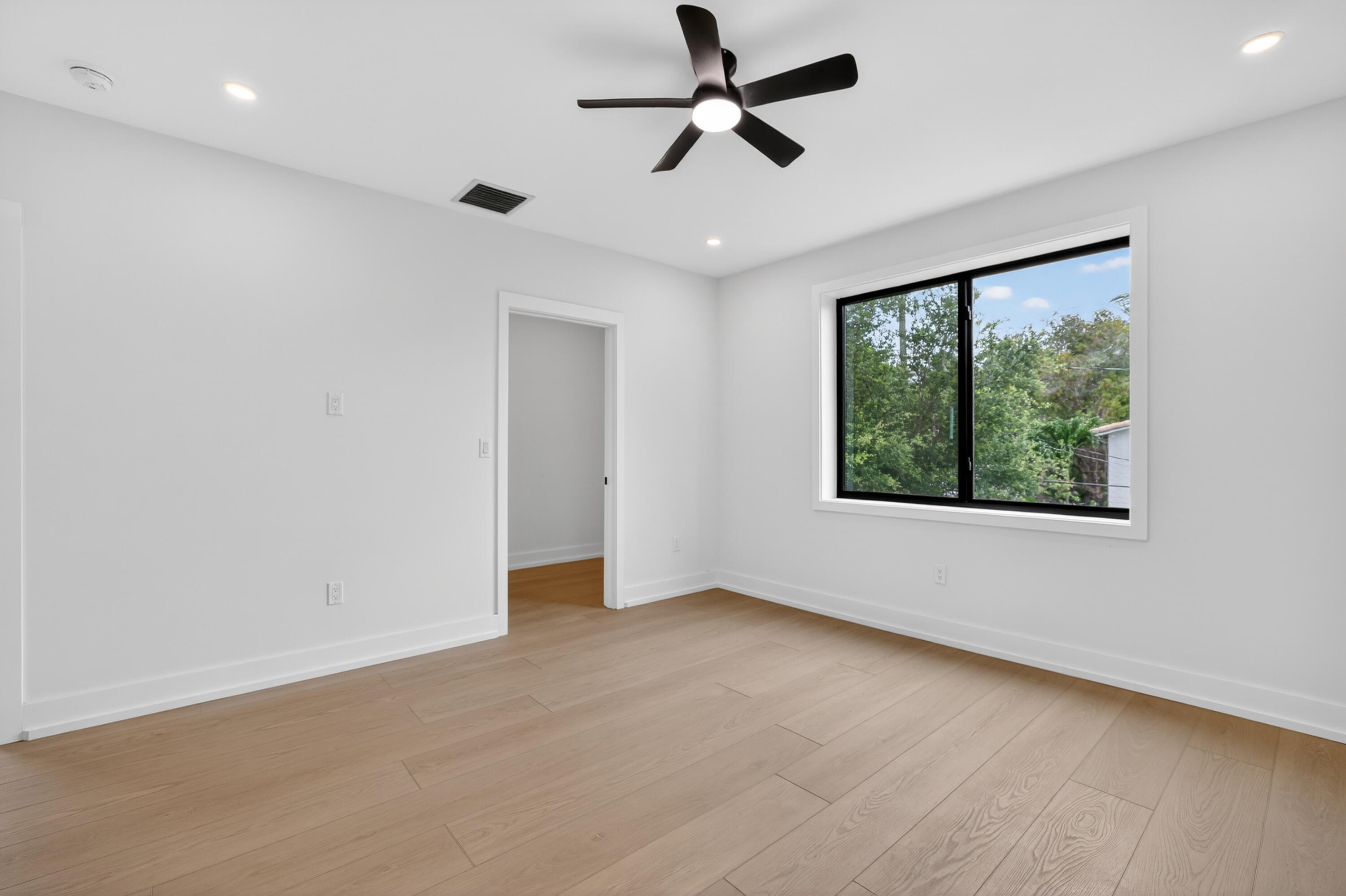 LAUDERDALE - Residential
