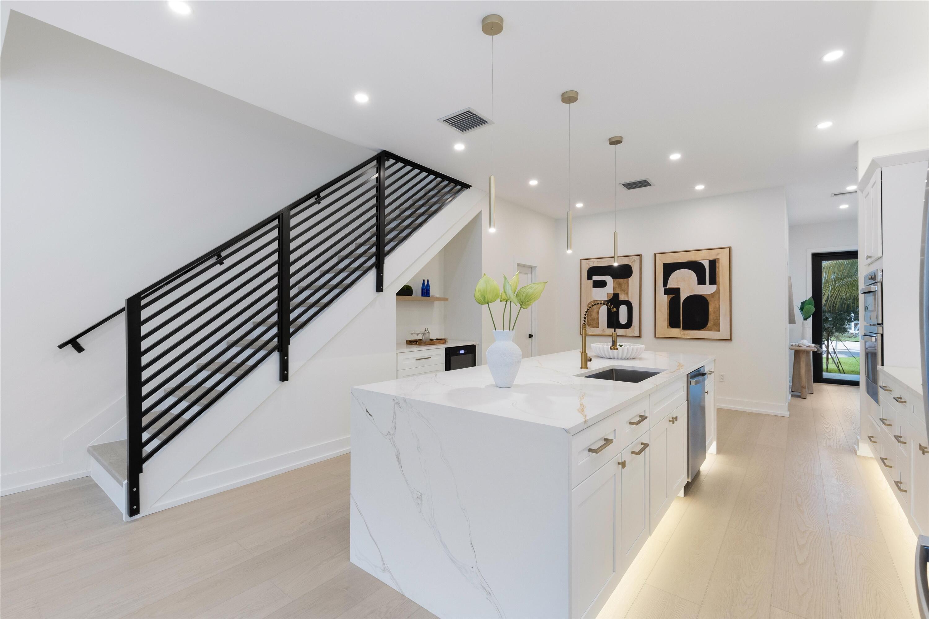 509 SW 11th Street