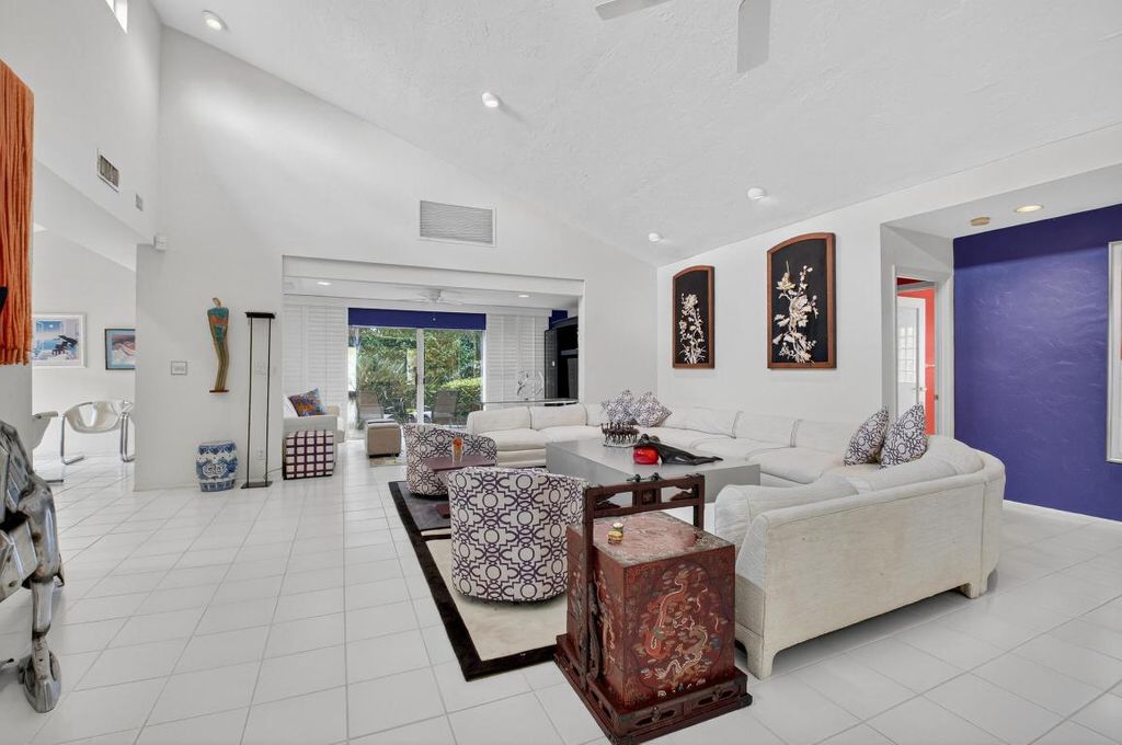 Photo of 20432 Woodbridge Lane, Boca Raton, FL 33434 (MLS # R11131792)