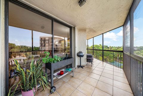 Tiny photo for 5279 Fountains Drive S #405, Lake Worth, FL 33467 (MLS # B26003222)