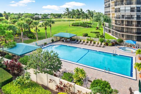 Tiny photo for 5279 Fountains Drive S #405, Lake Worth, FL 33467 (MLS # B26003222)