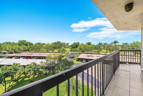 Tiny photo for 5279 Fountains Drive S #405, Lake Worth, FL 33467 (MLS # B26003222)