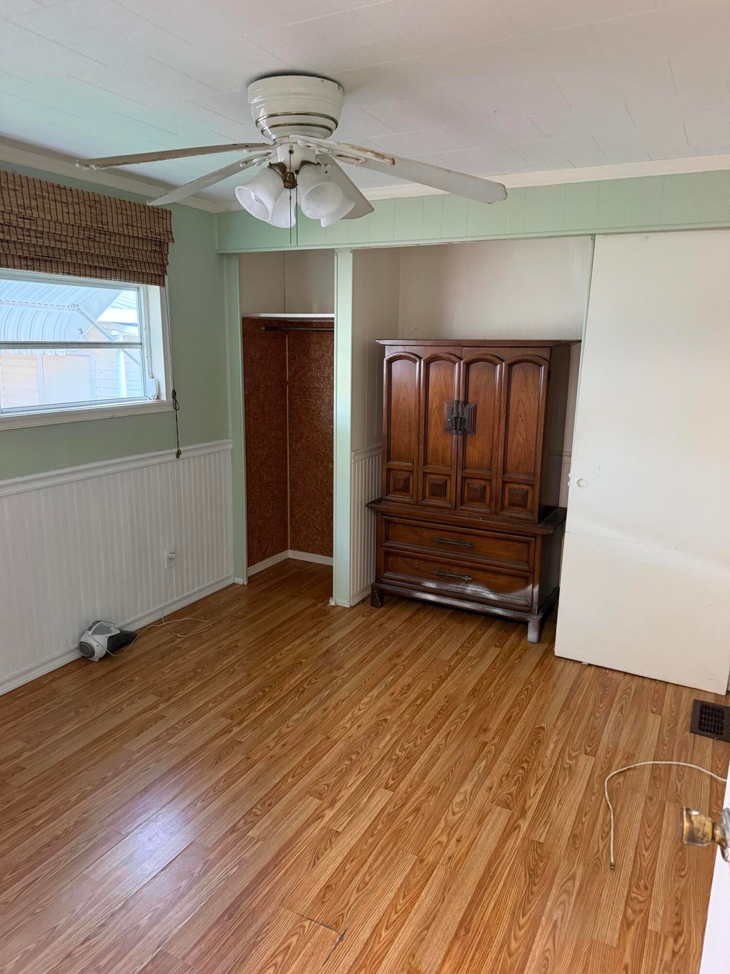 8511 SW 20TH Court