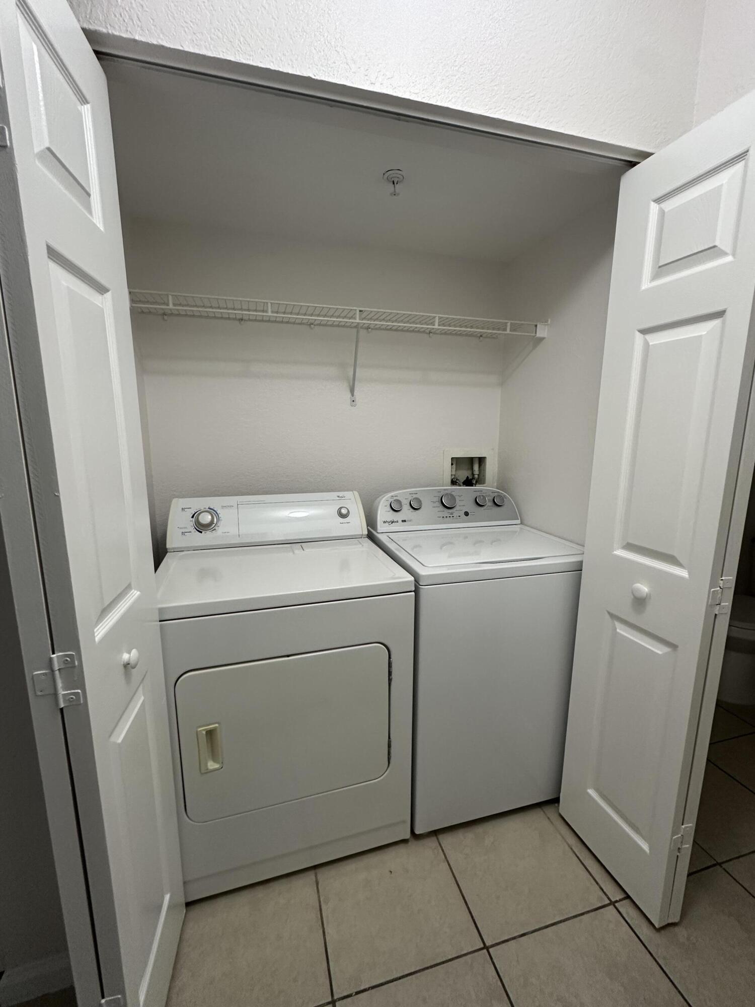 THE CLUB AT ST LUCIE WEST, A CONDOMINIUM - Residential Lease