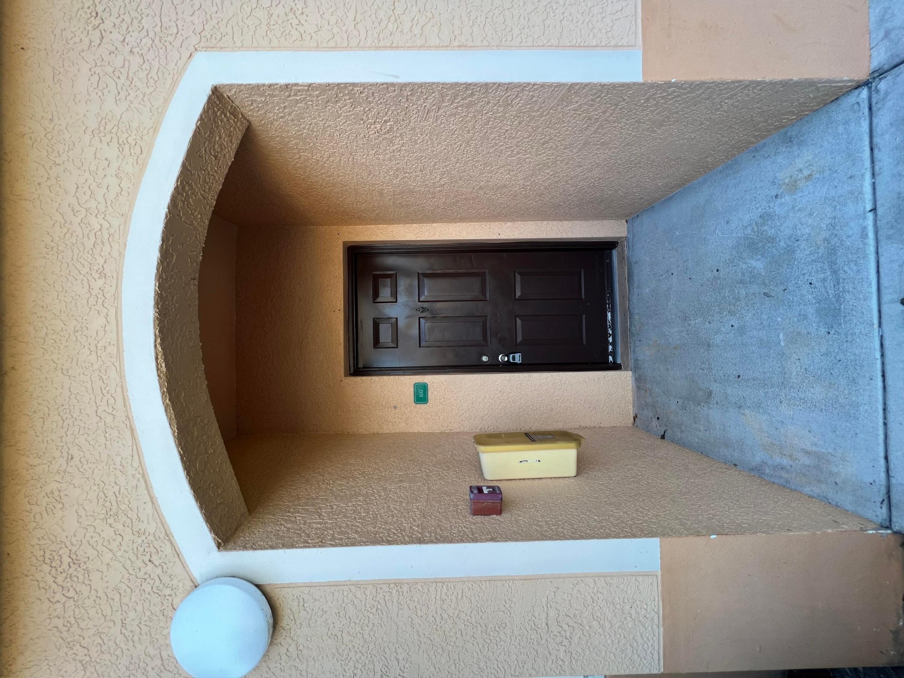 THE CLUB AT ST LUCIE WEST, A CONDOMINIUM - Residential Lease