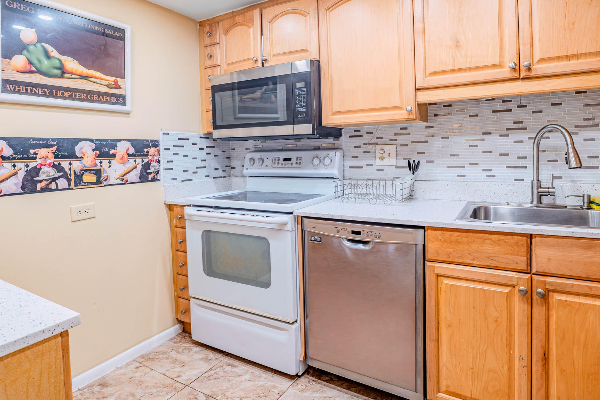 INTERNATIONAL VILLAGE - Residential Lease