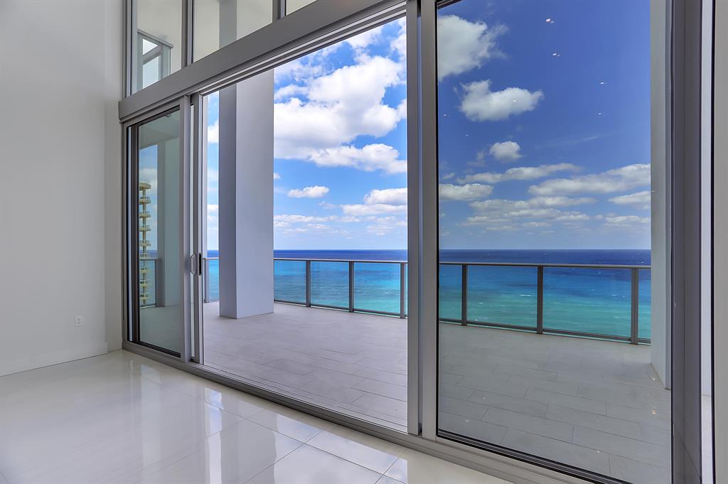 5000 NORTH OCEAN CONDO - Residential