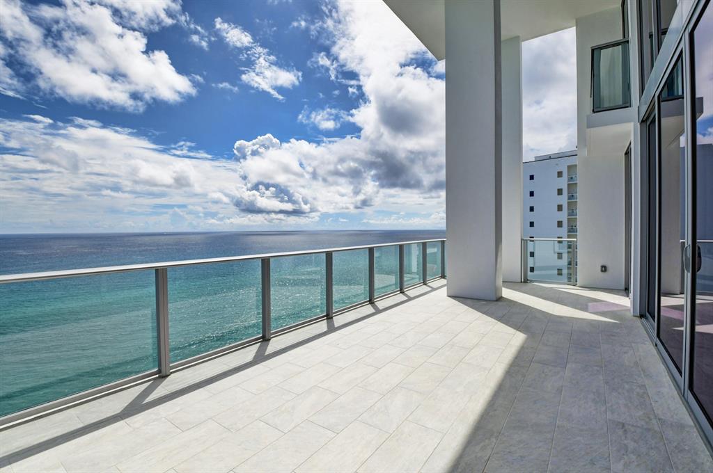 5000 NORTH OCEAN CONDO - Residential