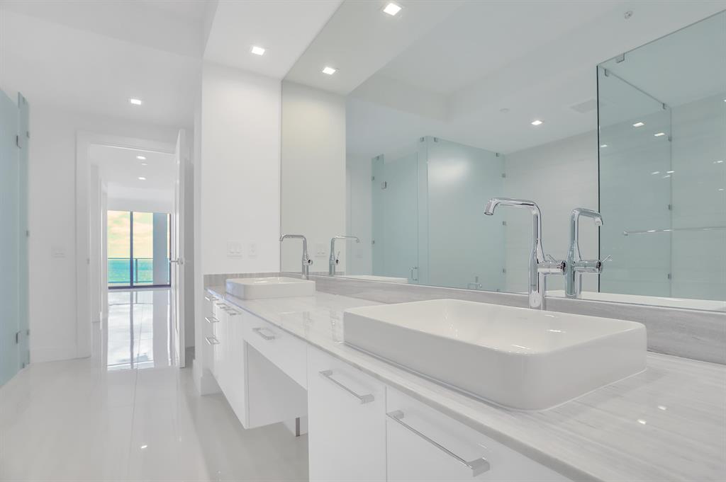 5000 NORTH OCEAN CONDO - Residential