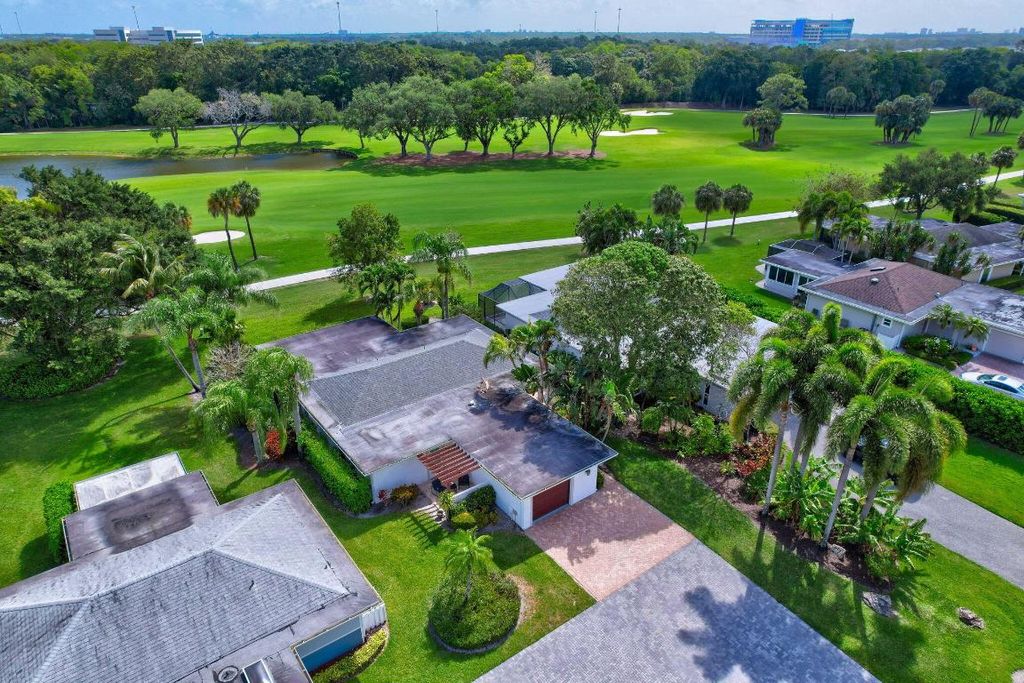 Photo of 13708 Whispering Lakes Lane, Palm Beach Gardens, FL 33418 (MLS # R11118352)