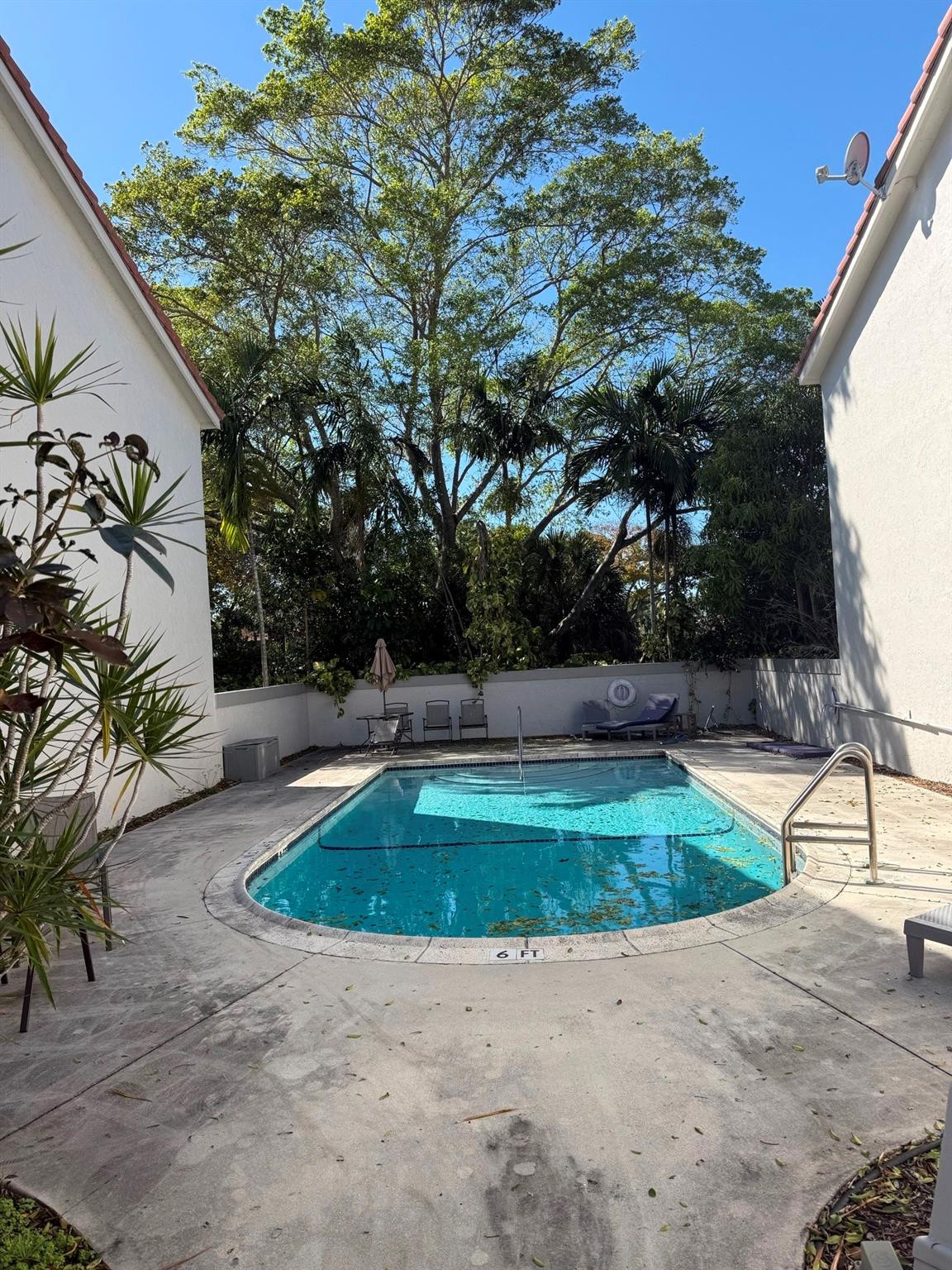 FRENCH RIVIERA - Residential