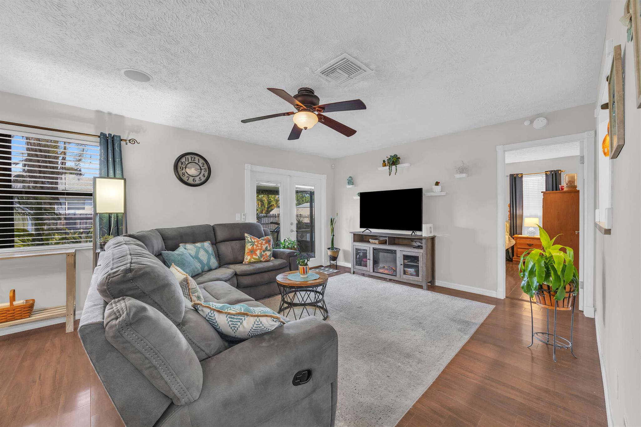 PORT ST LUCIE SECTION 13 - Residential