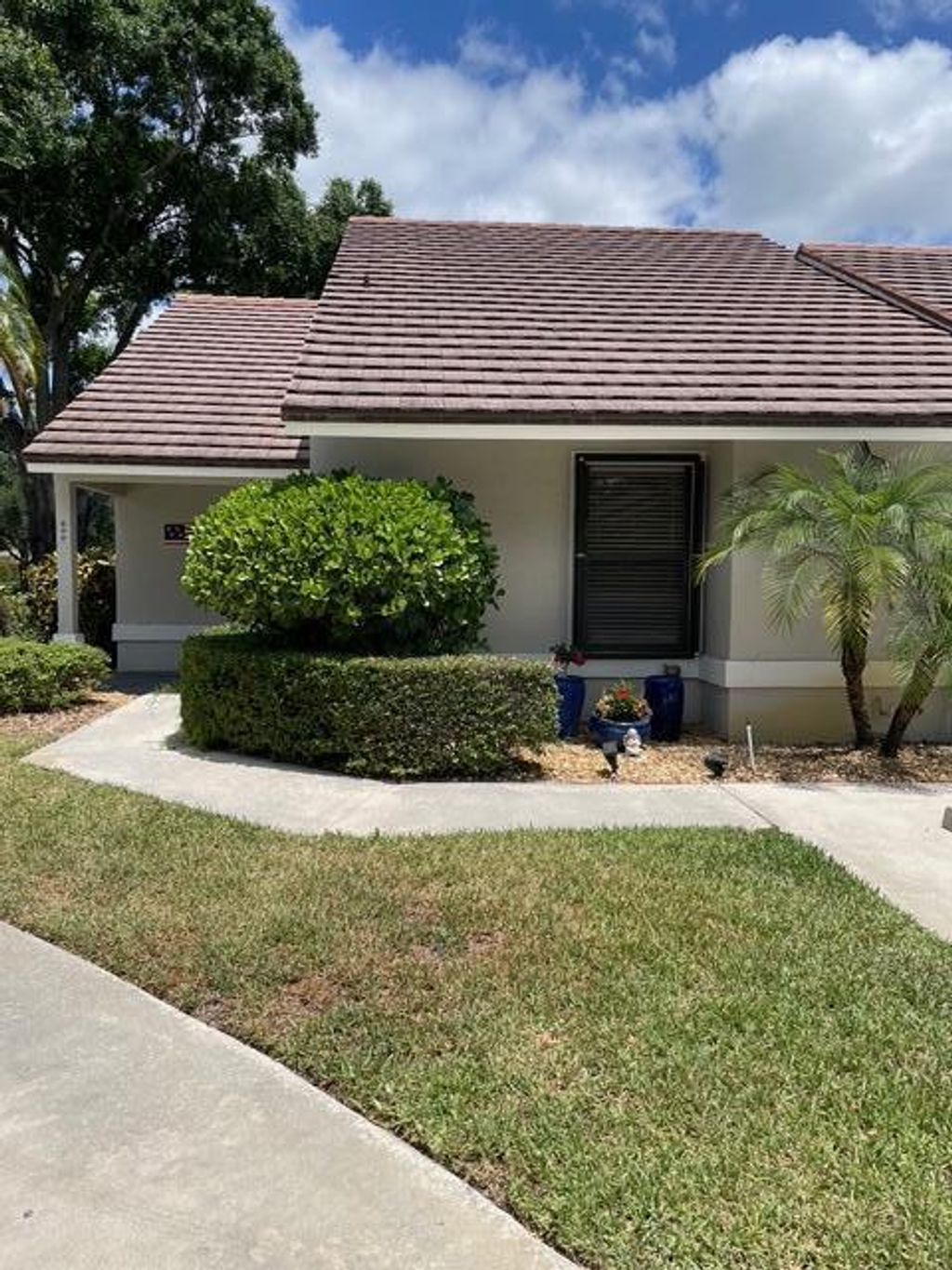 Photo of 800 Kintyre Court, Palm Beach Gardens, FL 33418 (MLS # B26008747)