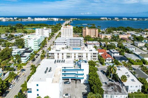 A home in Lake Worth Beach